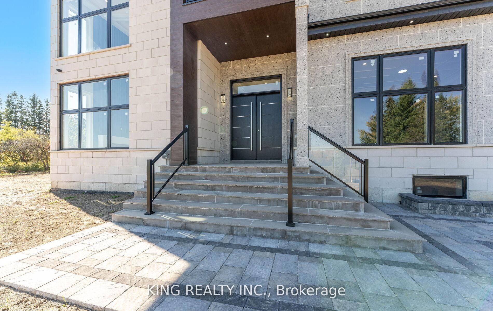 6540 Coronation Road