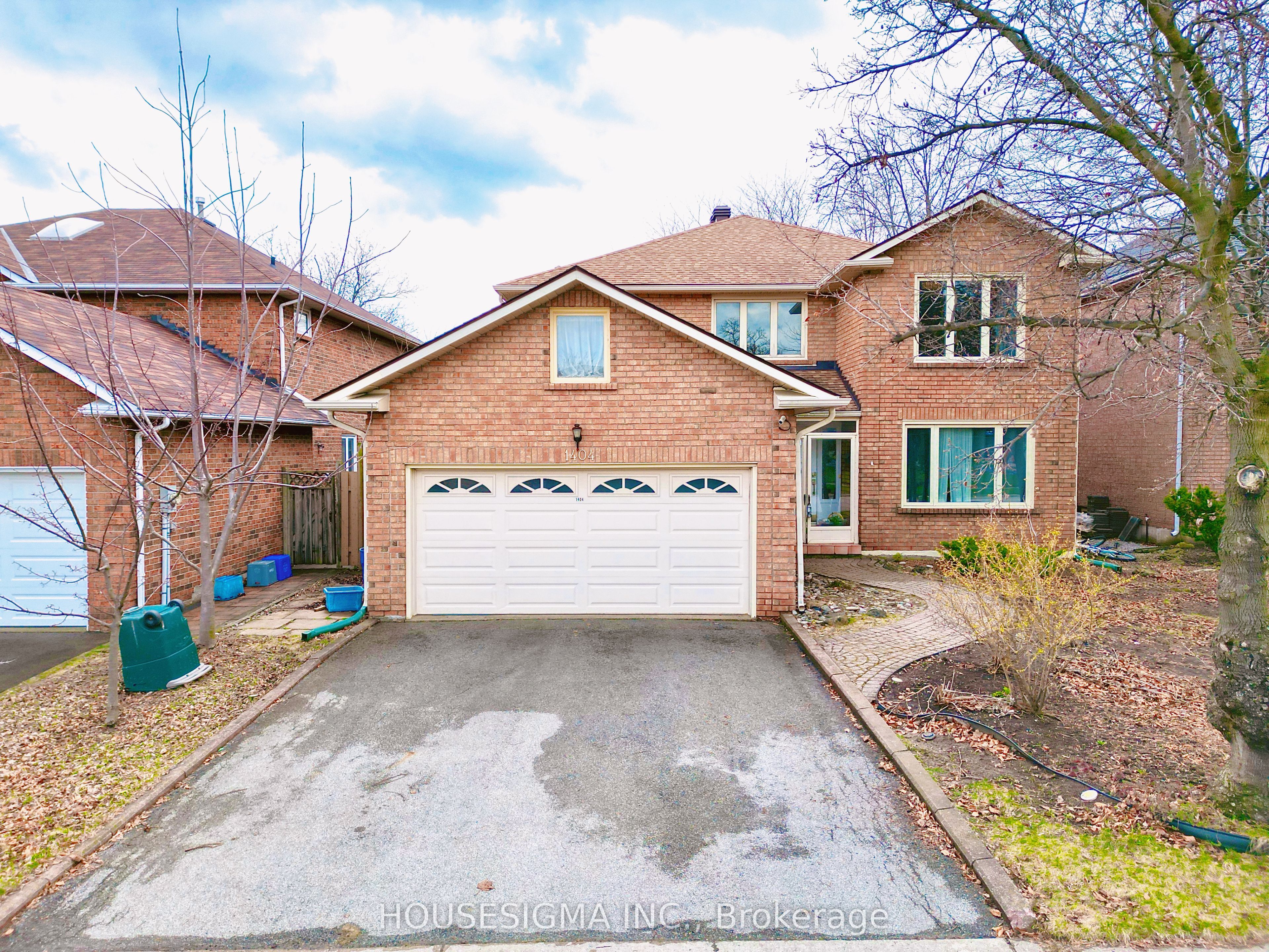 1404 Will Scarlett Drive