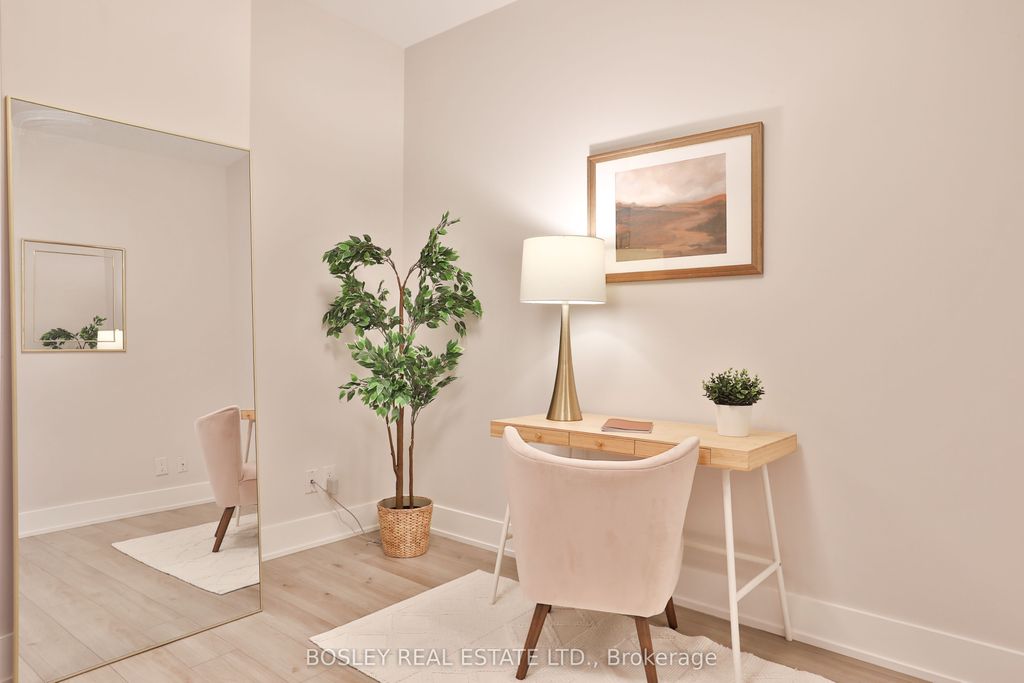 Photo of 111 St. Clair Avenue W #628, Toronto, ON M4V 1N5 (MLS # C12446684)