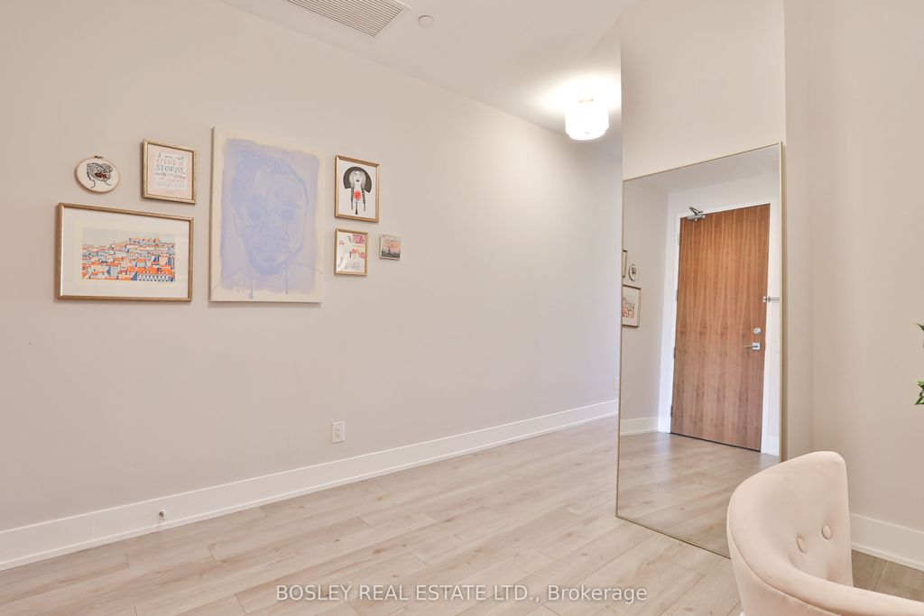 Photo of 111 St. Clair Avenue W #628, Toronto, ON M4V 1N5 (MLS # C12446684)