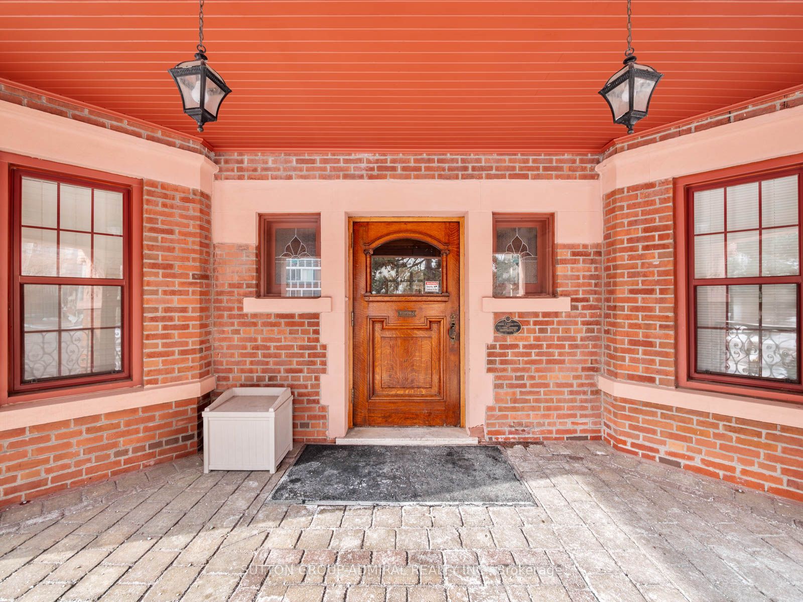 212 St George Street 302