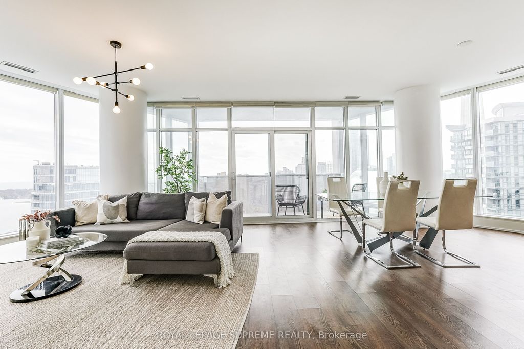 Photo of 10 York Street #3010, Toronto, ON M5J 0E1 (MLS # C12910494)