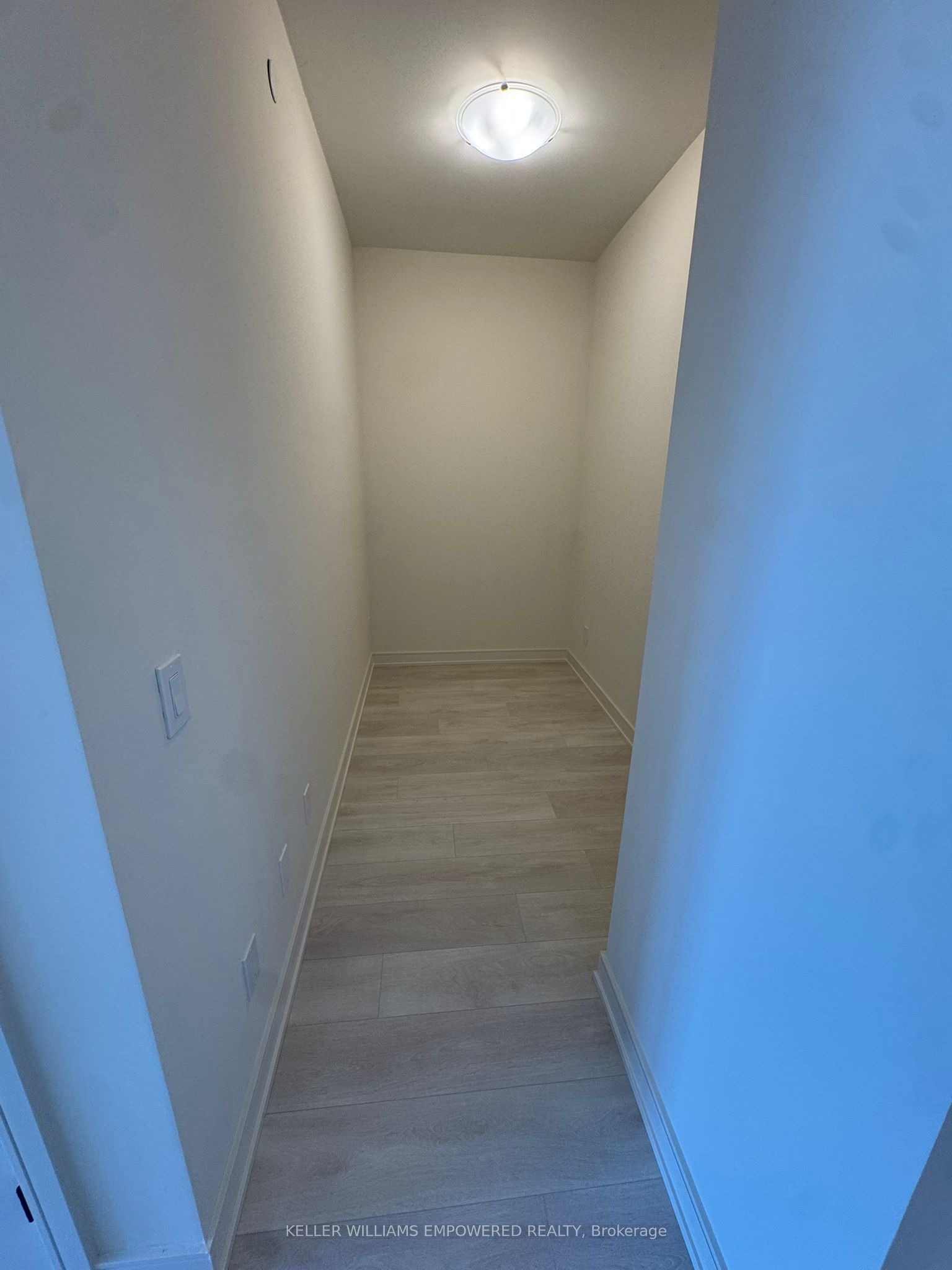 8020 Derry Rd Road 1305