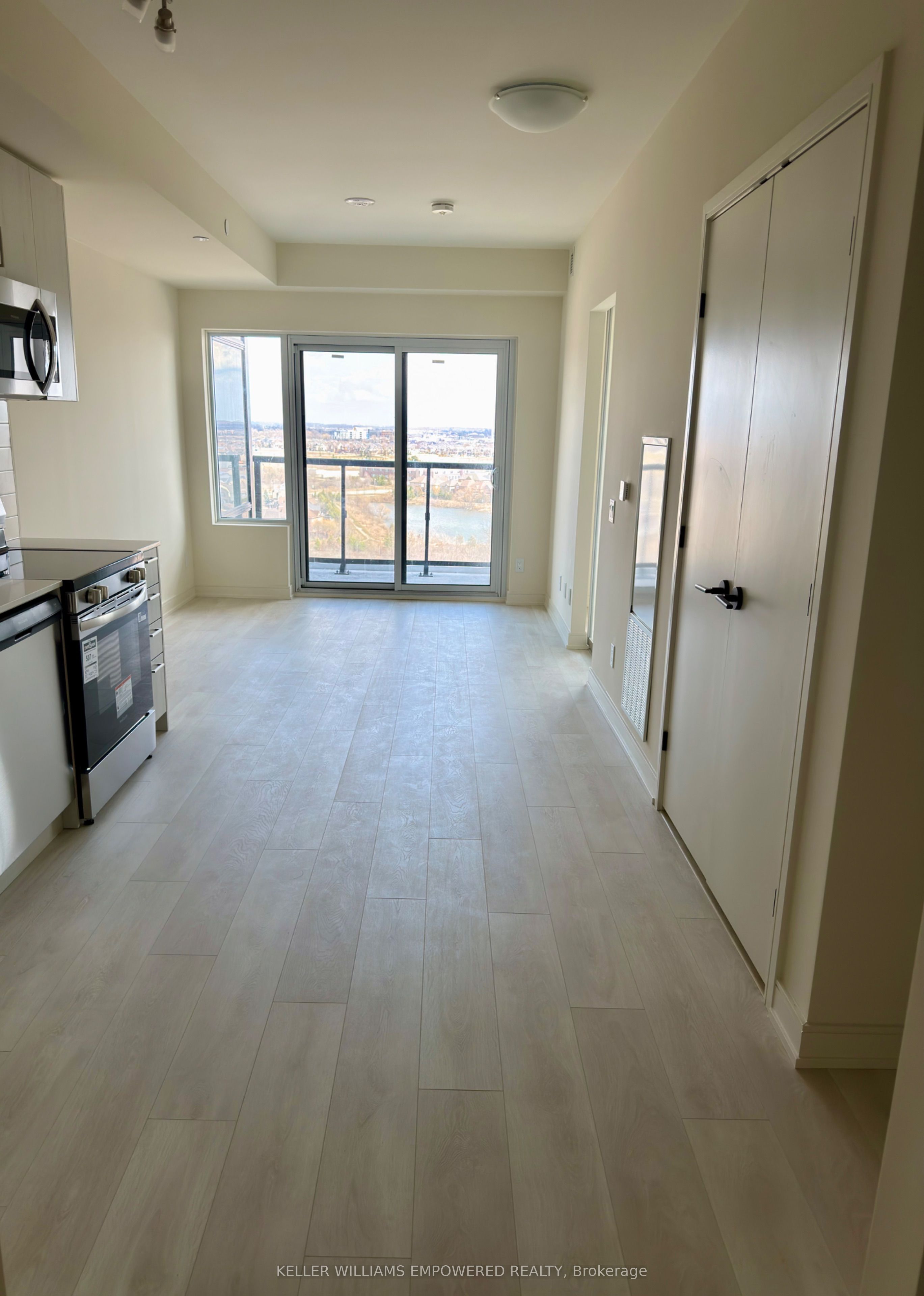 8020 Derry Rd Road 1305