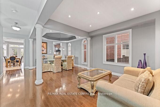3512 Rebecca Street