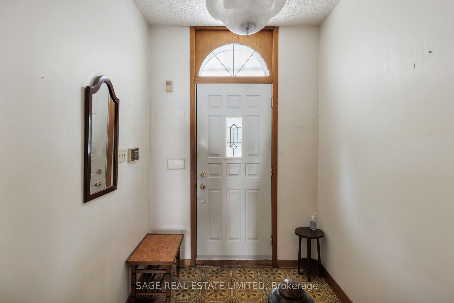 34 Henderson Avenue