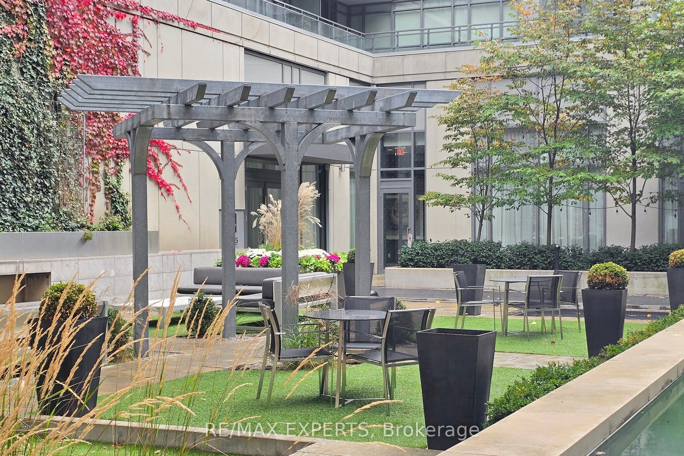 775 King Street W 1013