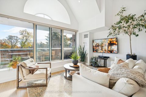 185 Robinson Street PH08 Oakville ON L6J 7P6