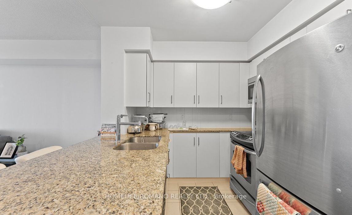 215 Sherway Gardens Road 1008