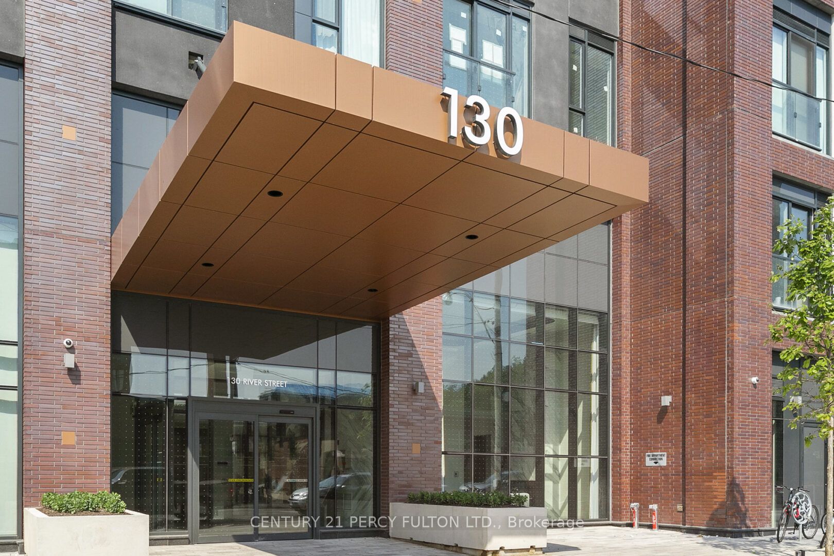 130 River Street E 501