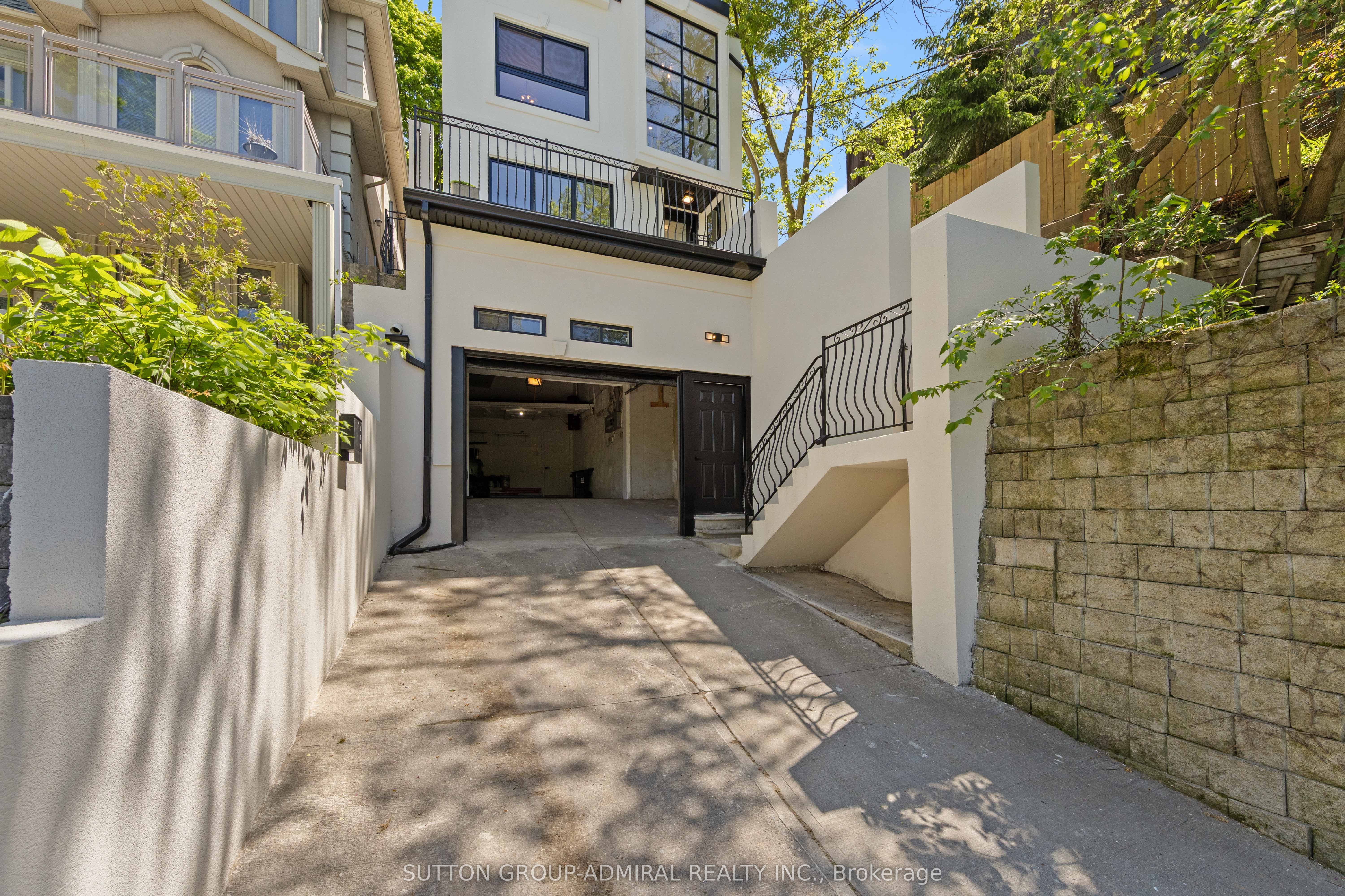 35 Beechwood Drive