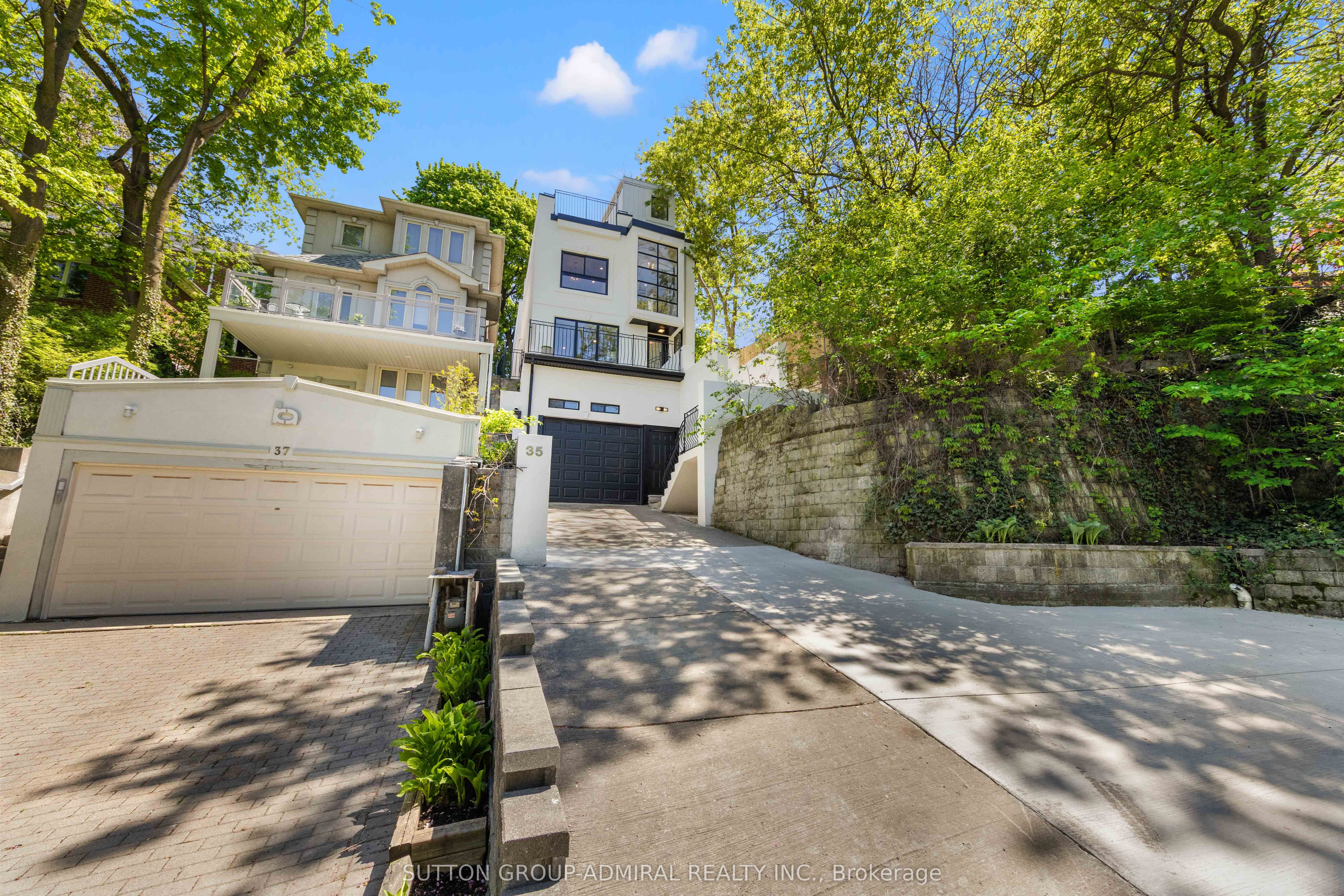 35 Beechwood Drive