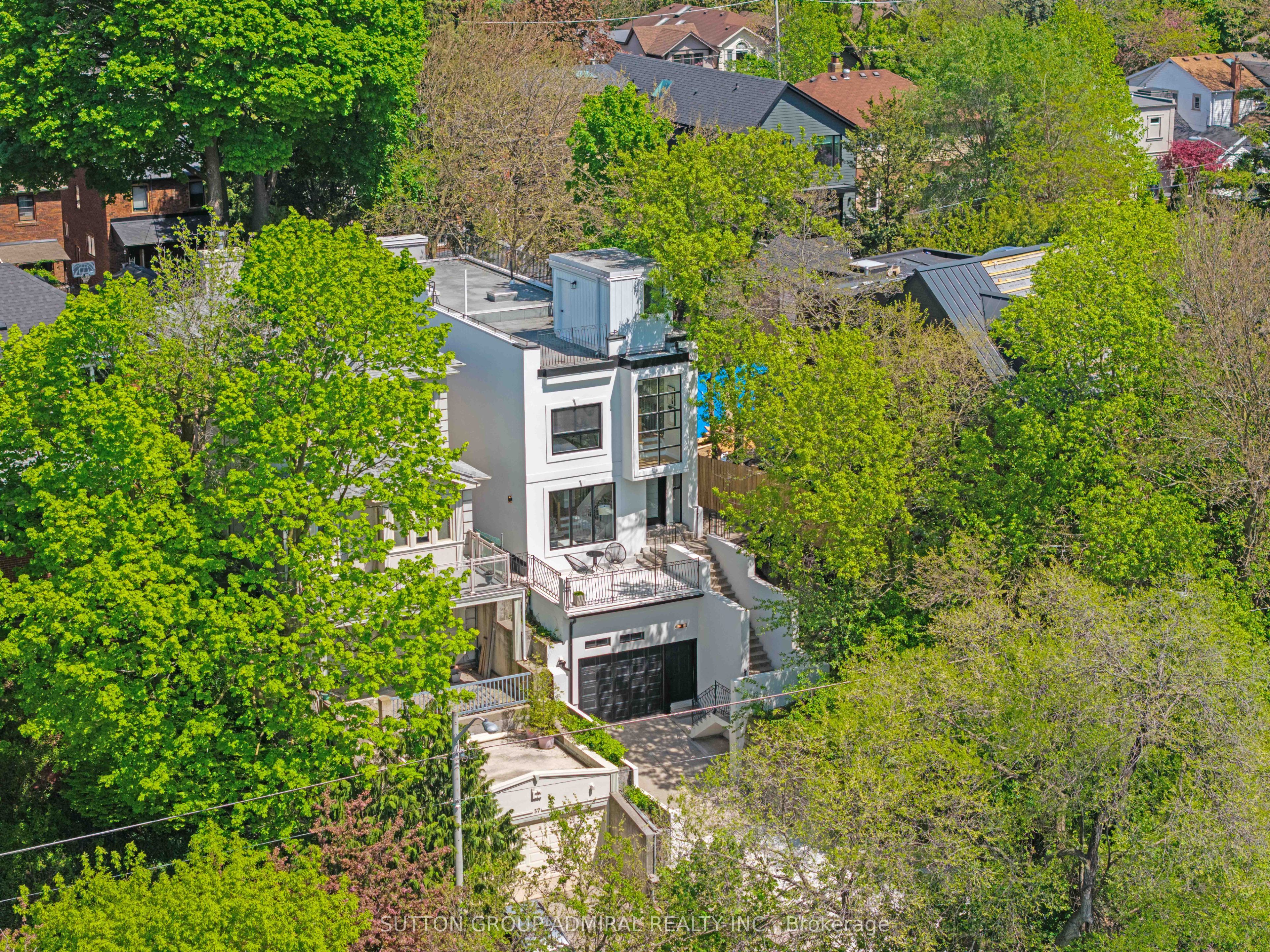 35 Beechwood Drive