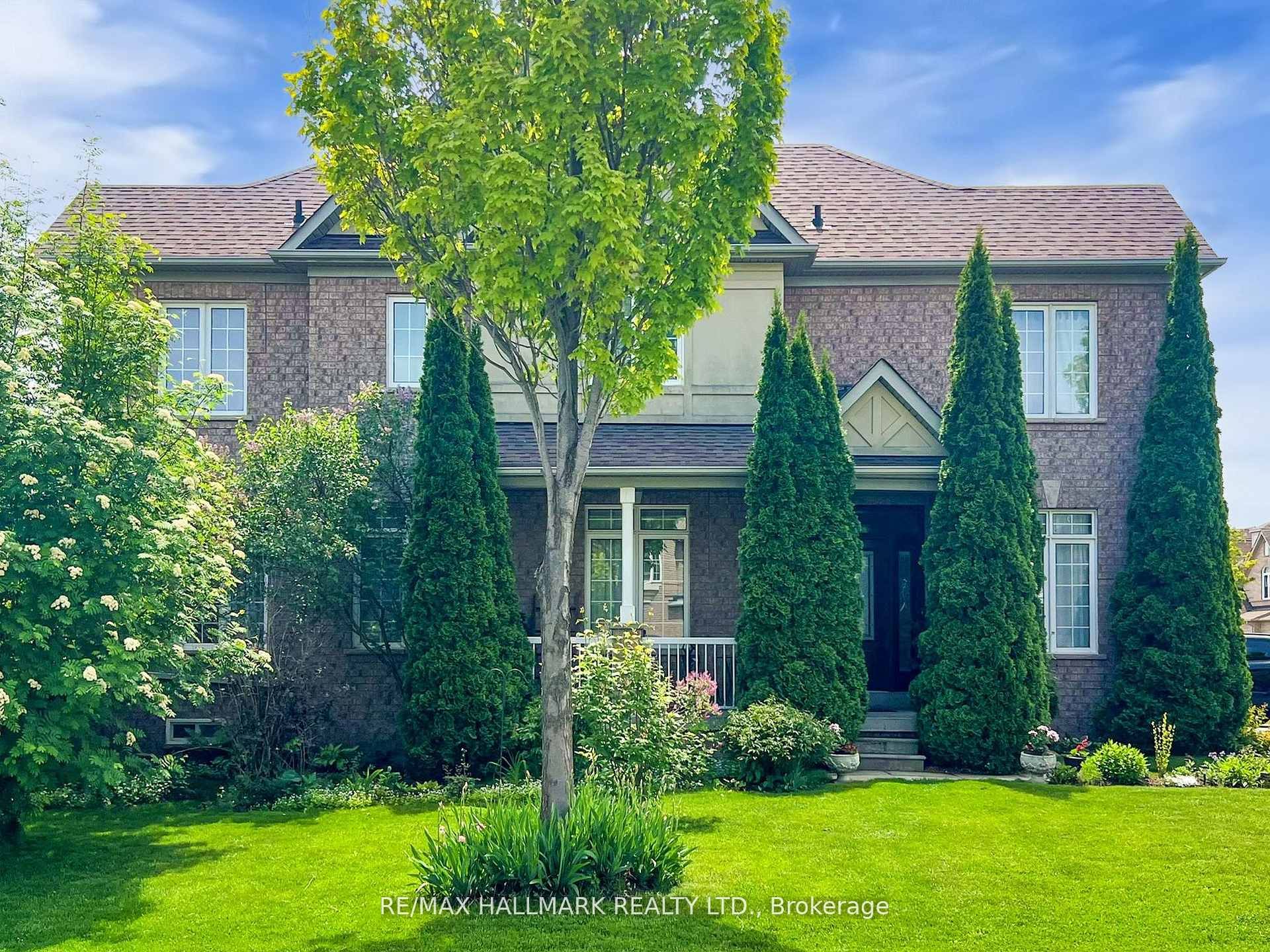 1 Lander Crescent
