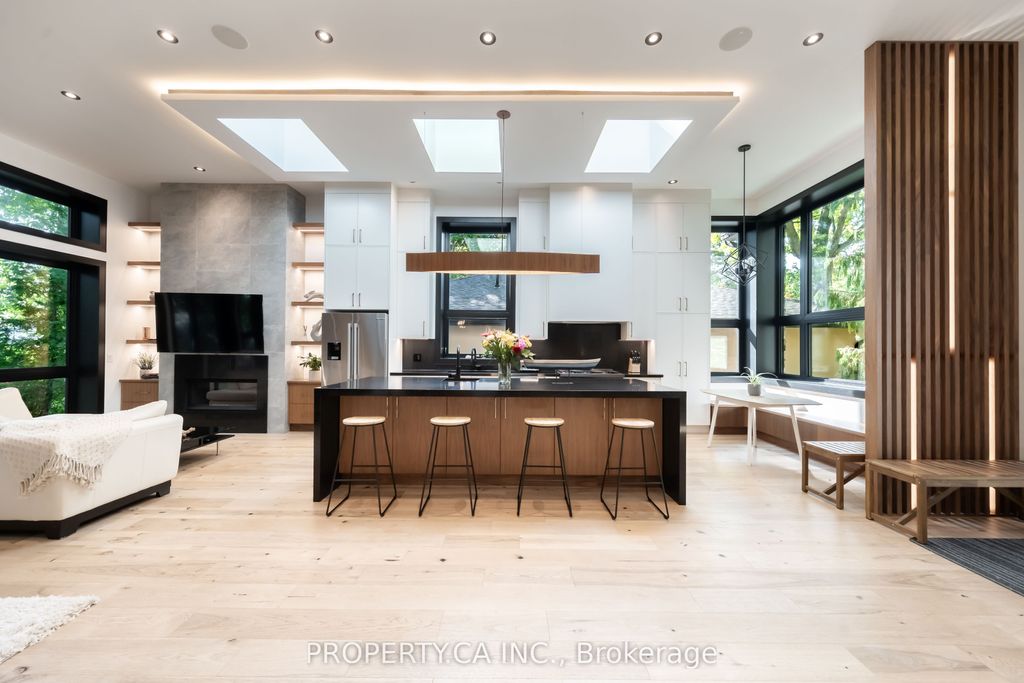 Photo of 58 Farningham Crescent, Toronto, ON M9B 3B6 (MLS # W12411474)