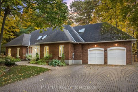 Photo of 903 Victoria Street, Midland, ON L4R 1B7 (MLS # S12474021)