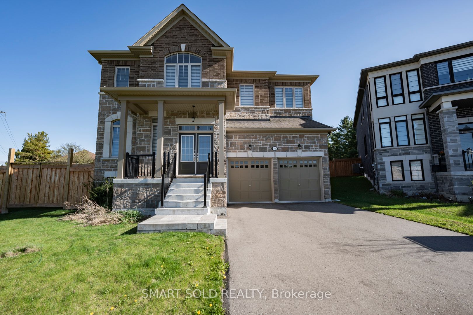 51 Bethpage Crescent