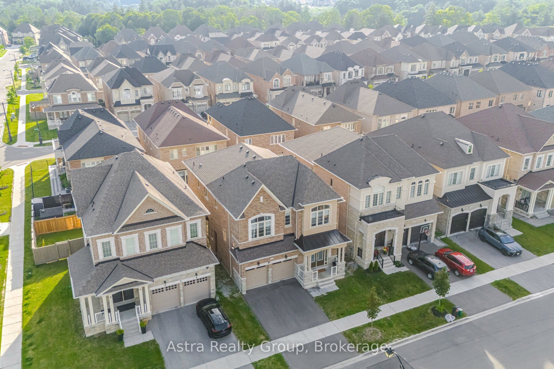 152 Stormont Trail