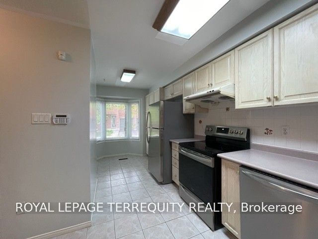 5940 Glen Erin Drive 36A