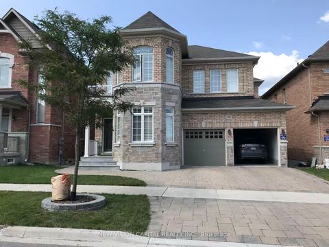 102 Hua Du Avenue Markham ON L6C 0R2