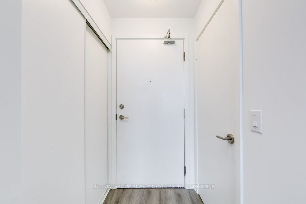 3005 Pine Glen Road 204