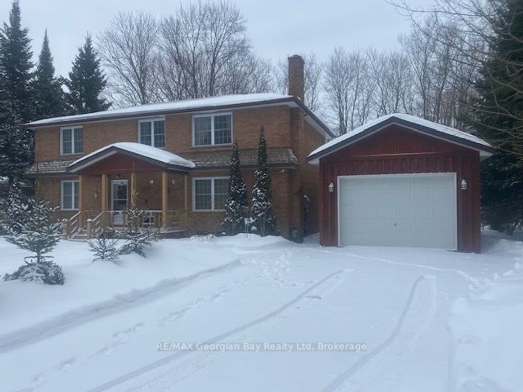 Photo of 140 Wolfe Trail NW, Tiny, ON L9M 0H7 (MLS # S12704760)