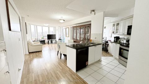 33 Cox Boulevard 713 Markham ON L3R 8A6