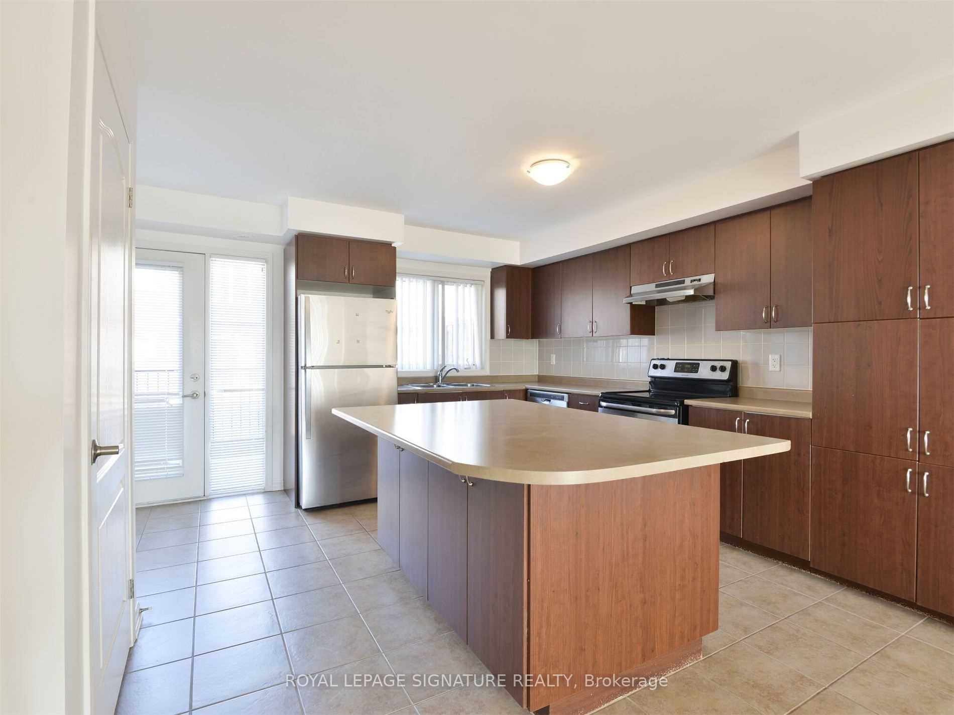 3135 Boxford Crescent 6