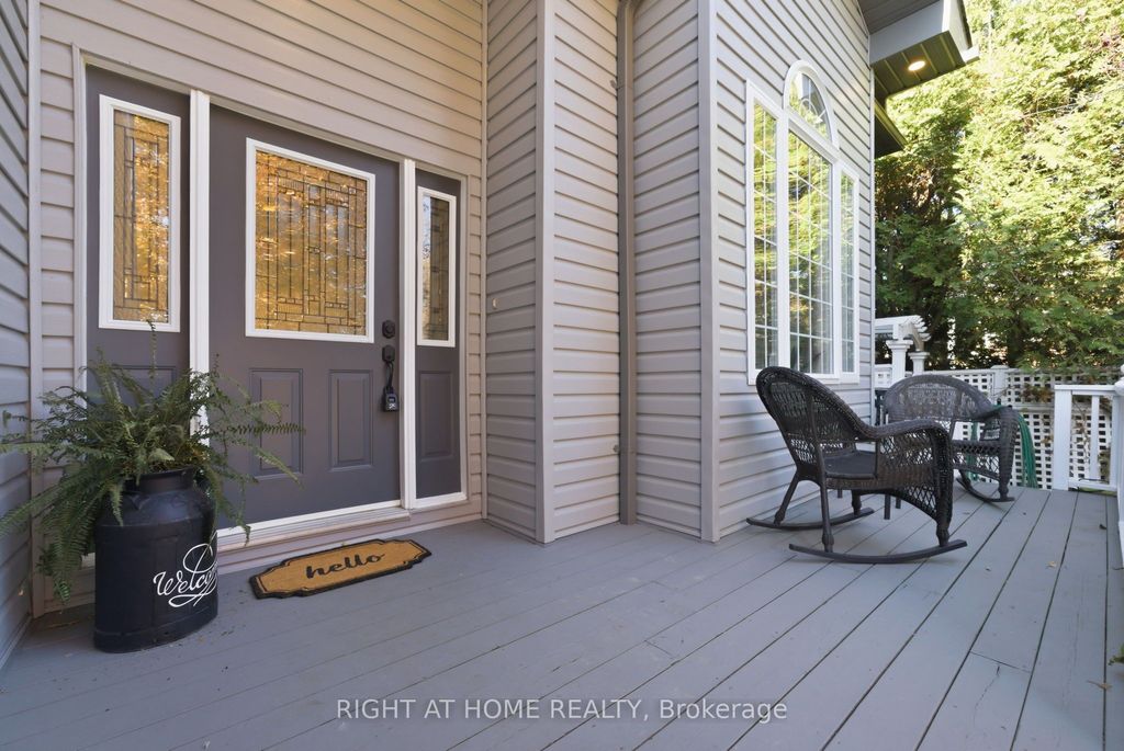 Photo of 628 Marksbury Road, Pickering, ON L1W 2S8 (MLS # E12742382)