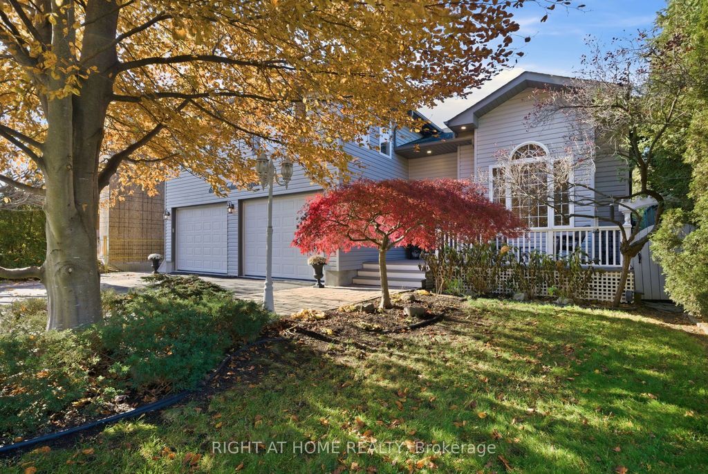 Photo of 628 Marksbury Road, Pickering, ON L1W 2S8 (MLS # E12742382)