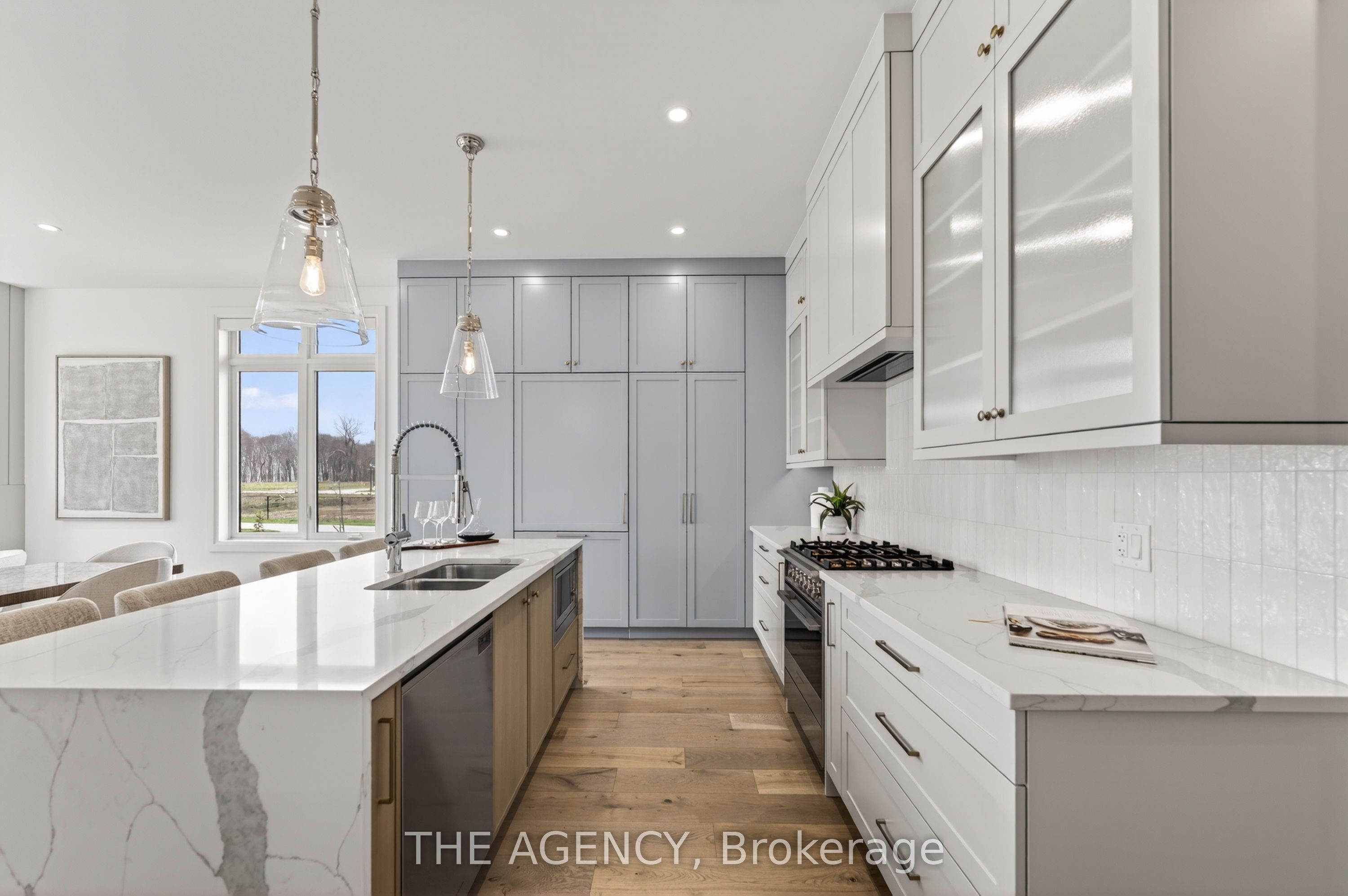 537 Mississauga Avenue