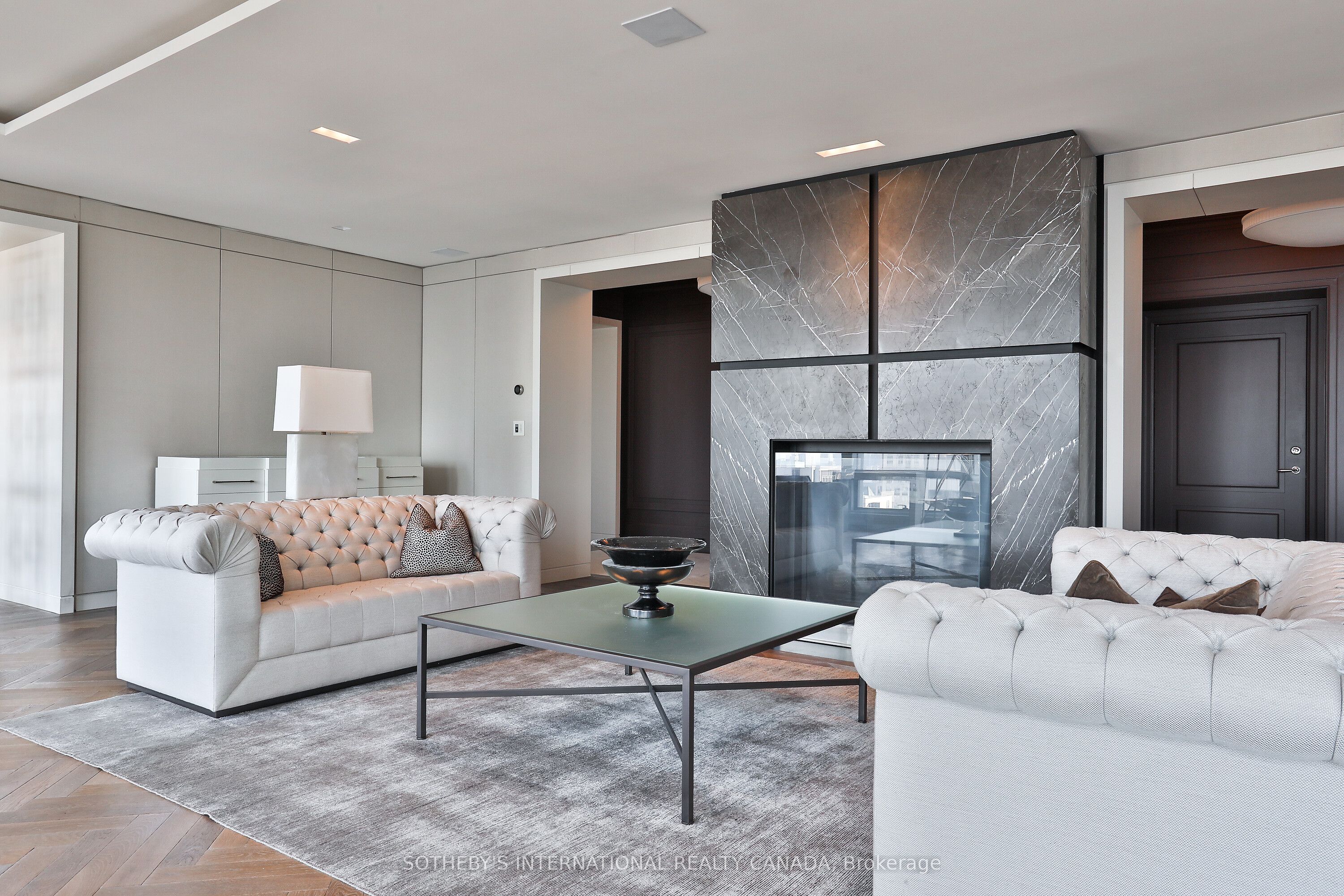 50 Yorkville Avenue 2503/2504