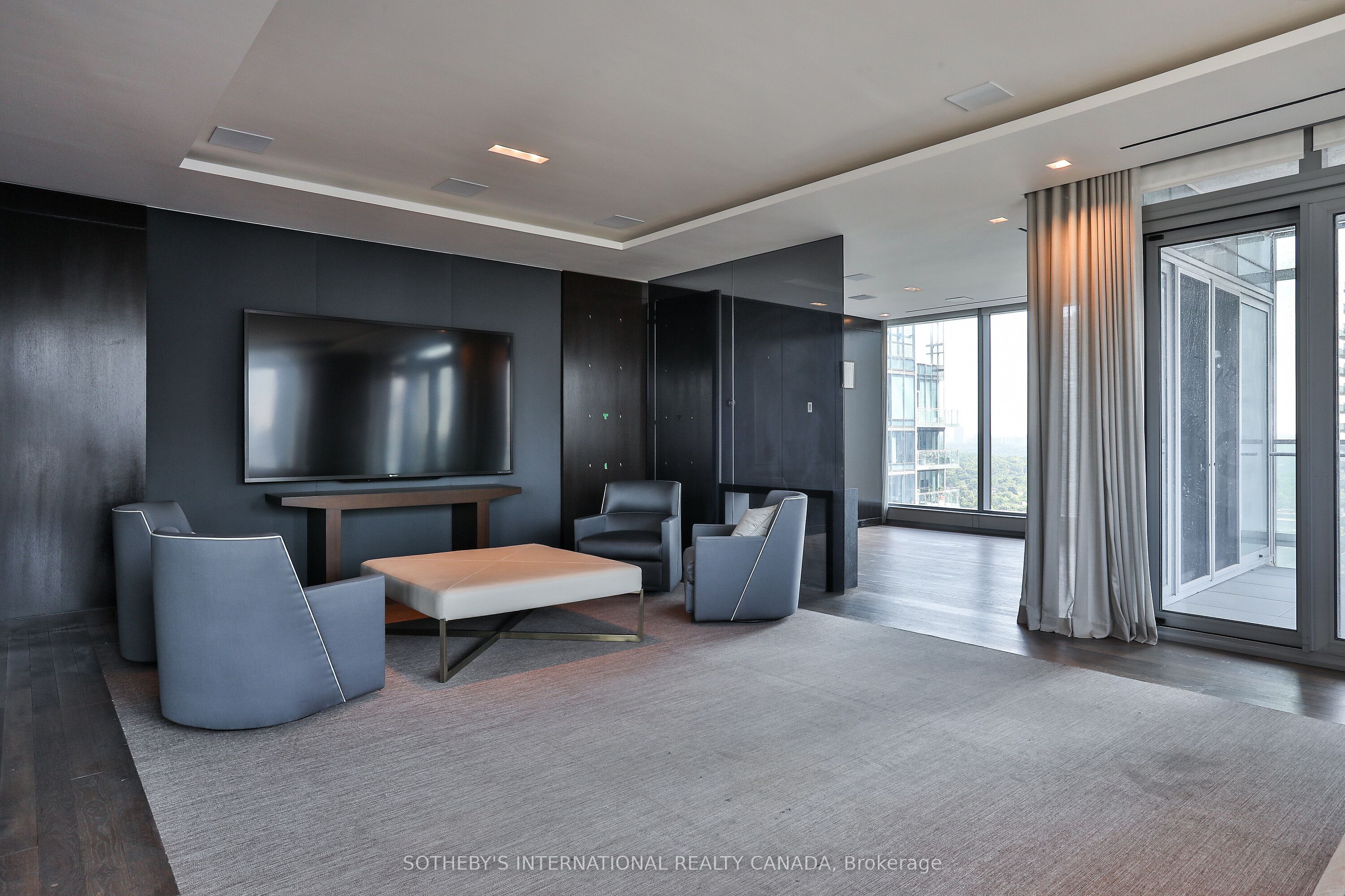 50 Yorkville Avenue 2503/2504