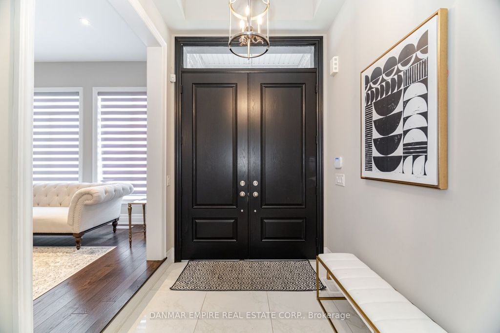 Photo of 386 Tudor Avenue, Oakville, ON L6K 2V5 (MLS # W12650340)