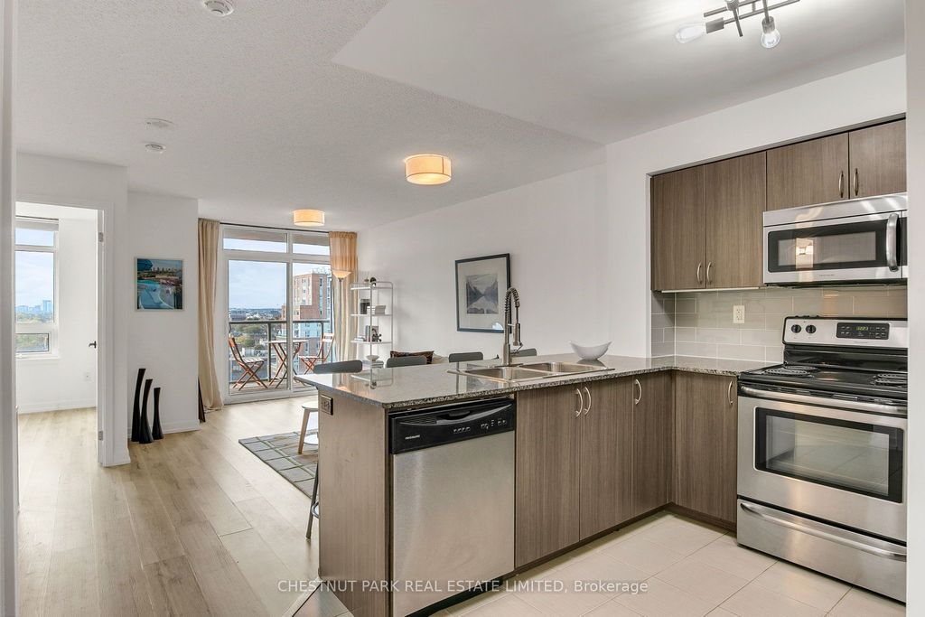 Photo of 816 Lansdowne Avenue #1008, Toronto, ON M6H 4K6 (MLS # W12459843)