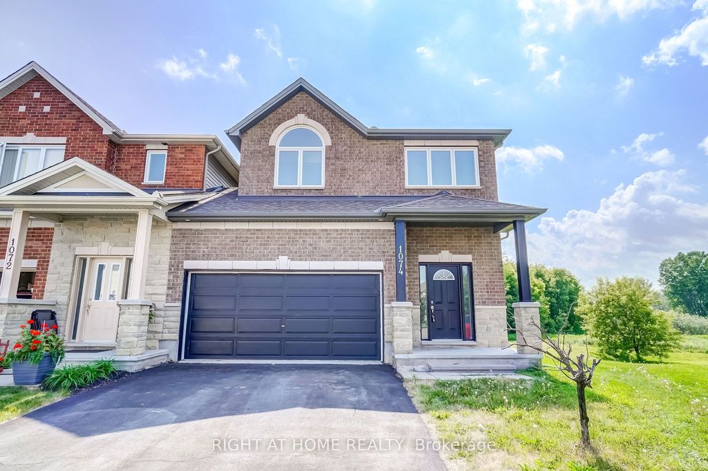 Photo of 1074 Northgraves Crescent, Kanata, ON K2M 0C6 (MLS # X12705812)