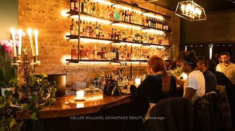 686 QUEEN Street E Toronto ON M4M 1G9