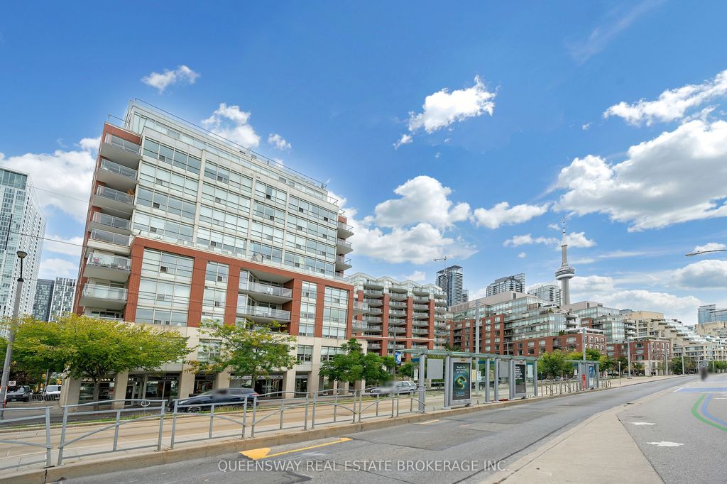 Photo of 550 Queens Quay W #429, Toronto, ON M5V 3M8 (MLS # C12436101)