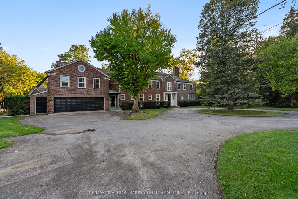 Photo of 7 Alderbrook Drive, Toronto, ON M3B 1E3 (MLS # C12454692)