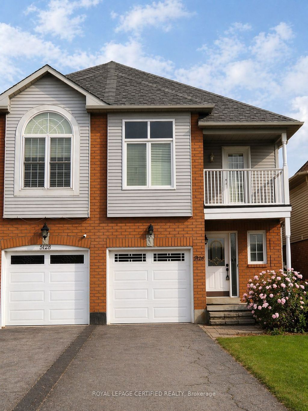 Photo of 5126 Des Jardines Drive, Burlington, ON L7L 6L7 (MLS # W12674612)