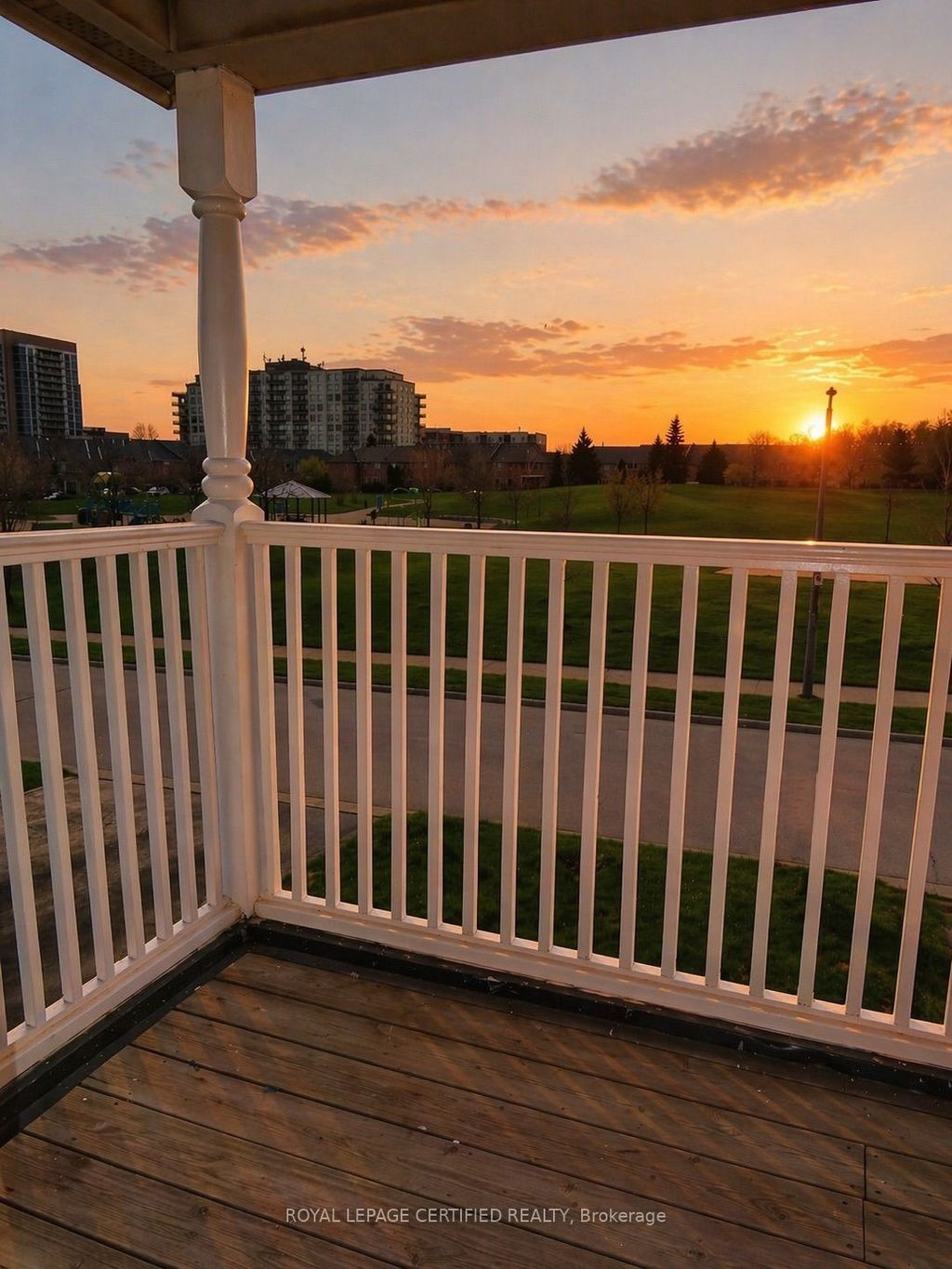 Photo of 5126 Des Jardines Drive, Burlington, ON L7L 6L7 (MLS # W12674612)