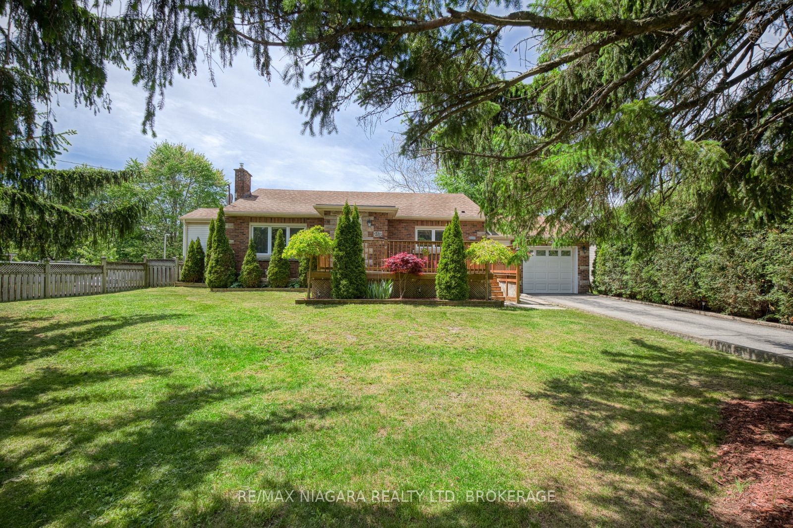 31 Carlton Avenue