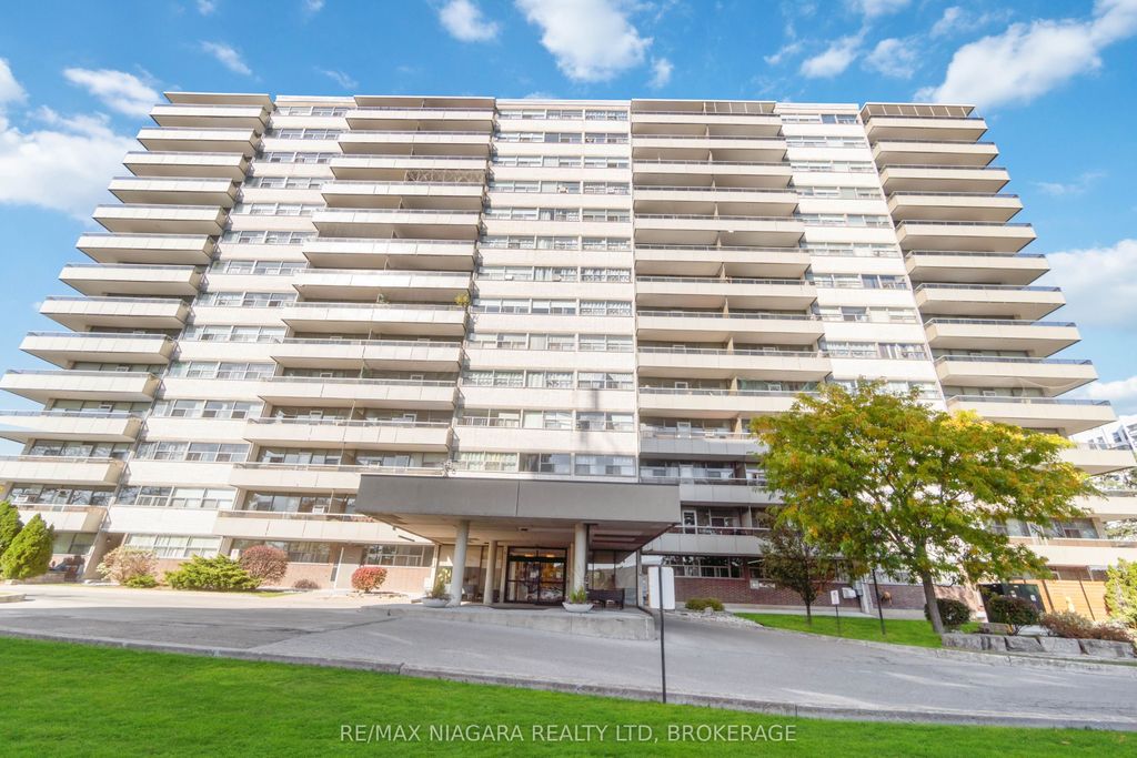Photo of 215 GLENRIDGE Avenue #409, St. Catharines, ON L2T 3J7 (MLS # X13074698)