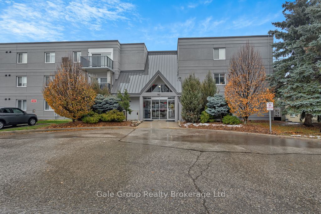 Photo of 163 FERGUSON Drive #302, Woodstock, ON N4V 1B1 (MLS # X12659814)