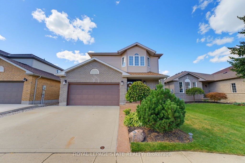 Photo of 135 Mcnichol Drive, Cambridge, ON N1P 1G8 (MLS # X13854190)