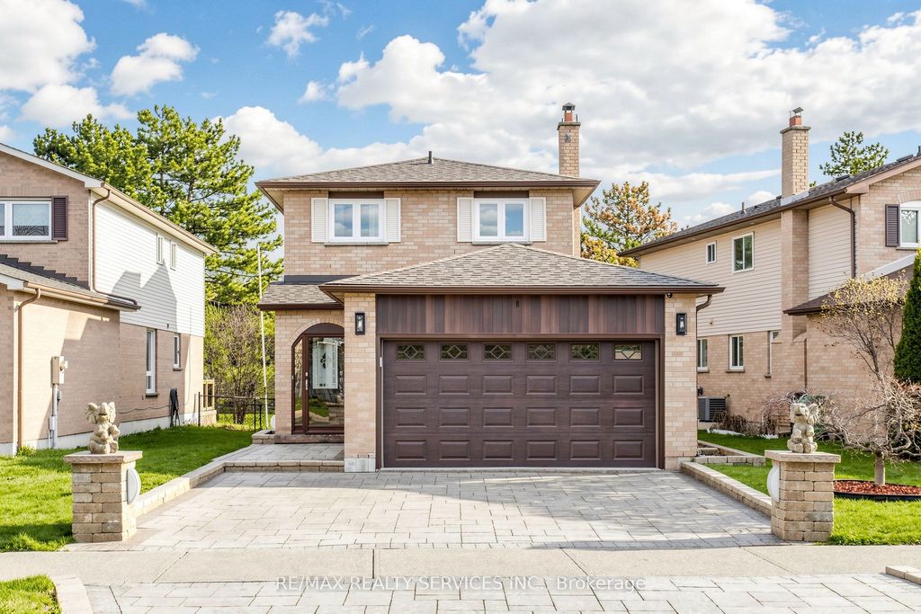 Photo of 160 Newbridge Crescent, Brampton, ON L6S 4B3 (MLS # W13041180)