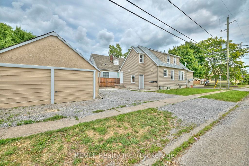 Photo of 43 COSBY Avenue, St. Catharines, ON L2M 5R7 (MLS # X12703164)