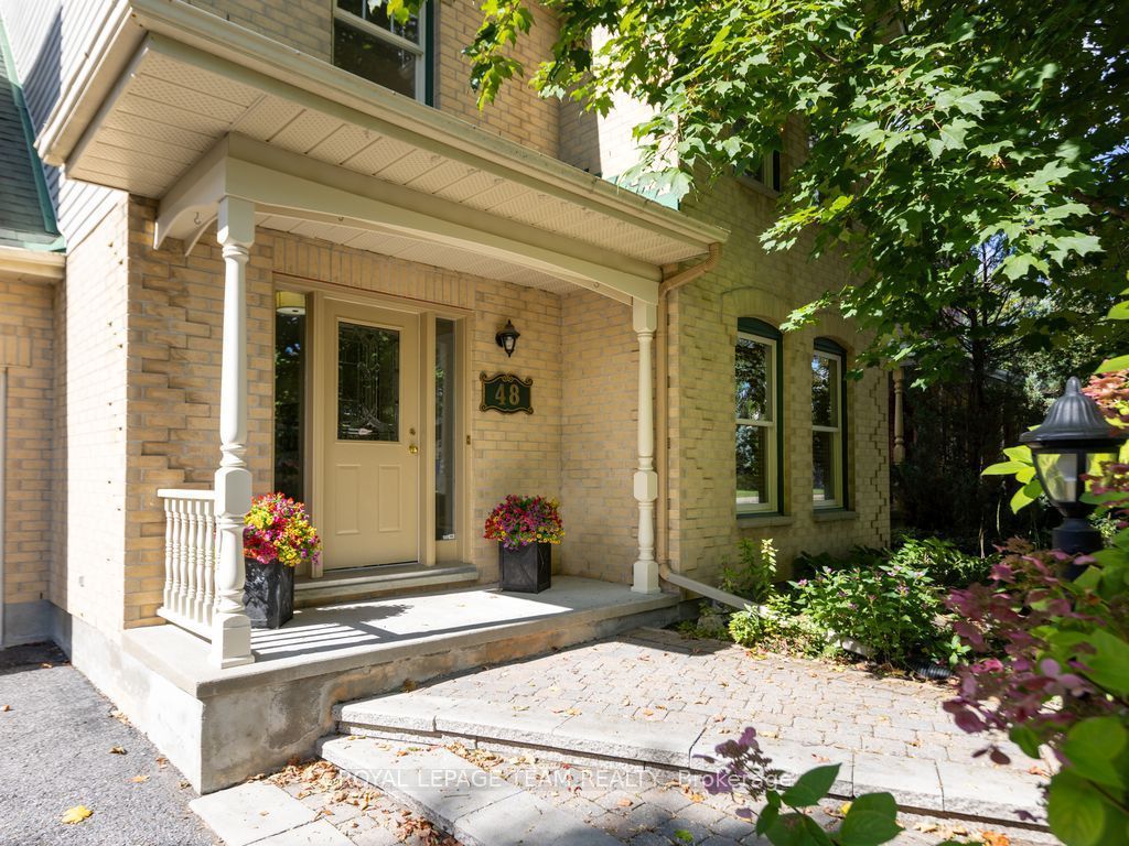 Photo of 48 Delamere Drive, Stittsville - Munster - Richmond, ON K2S 1R2 (MLS # X13806588)