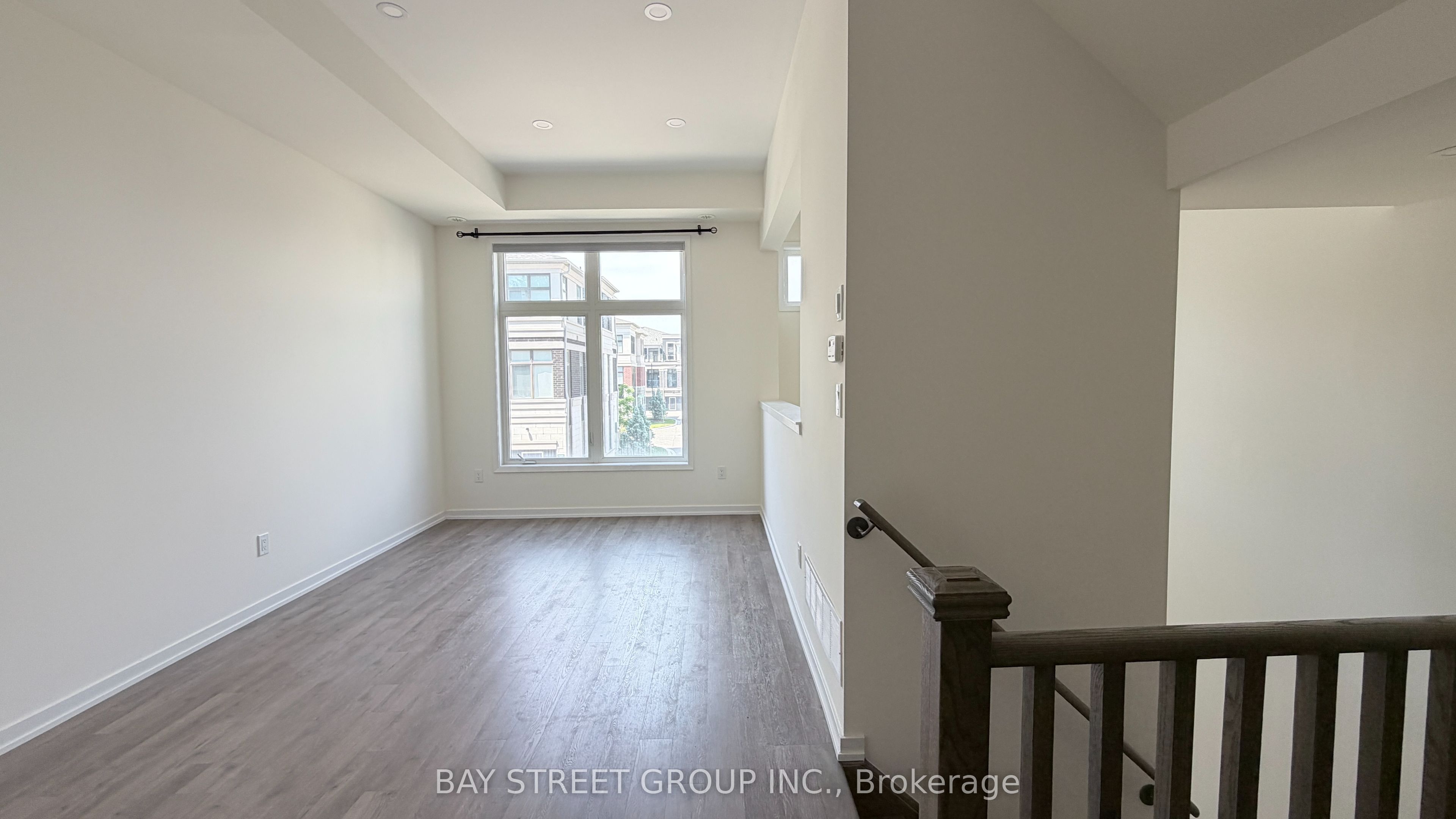 54 Pantheon Lane
