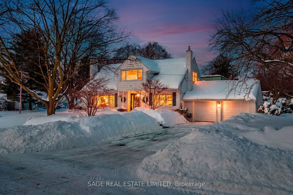 Photo of 4 Elstree Road, Toronto, ON M9A 3Z1 (MLS # W12752506)